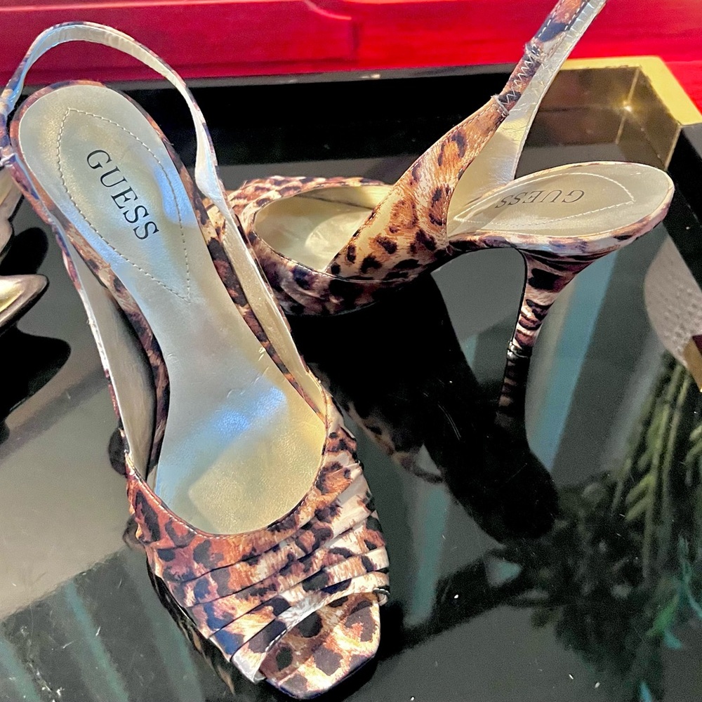 GUESS Animal Print Slingback Heels Womens Size 6